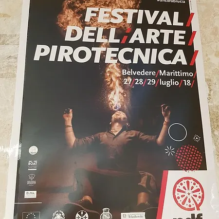 Attico Panoramico A 5 Minuti Dal Mare Belvedere Marittimo
